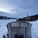 Leilighet Experience Jotunheimen From Vevstogo - Sauna With A View And Eco Living In An Old School Building
