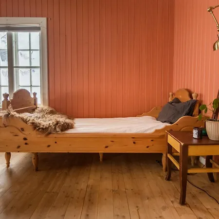 Experience Jotunheimen From Vevstogo - Sauna With A View And Eco Living In An Old School Building *